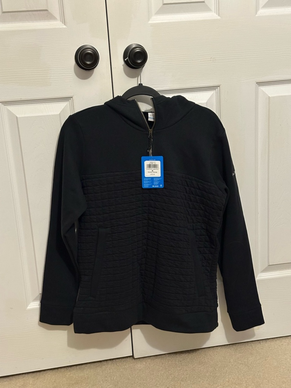 Columbia Woman Black Sunday Summit Hooded Pullover